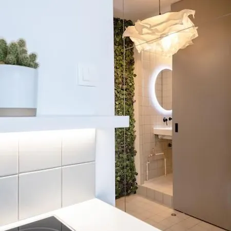 公寓 Tranquil Designer With 40m2 Terrace Overlooking Castle Of 布拉迪斯拉发