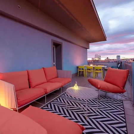 Tranquil Designer With 40m2 Terrace Overlooking Castle Of * 布拉迪斯拉发